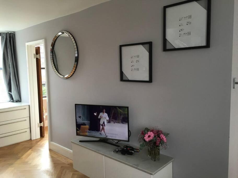 Amazing Apartment Central London Near Tube Station Exterior foto